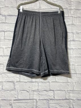 Under Armour Men's Heather Gray Athletic Shorts with Black Side Panels